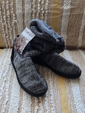 Muk Luks Jamie Gray Knit Memory Foam Slipper Boots